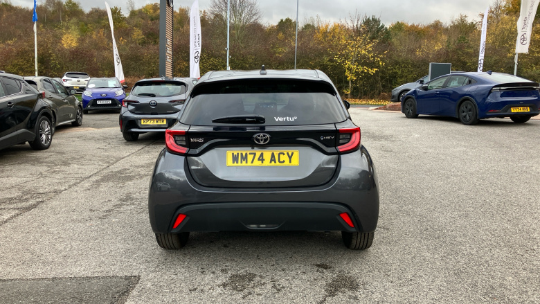 Toyota Yaris 1.5 Hybrid Design 5dr CVT Hybrid Hatchback